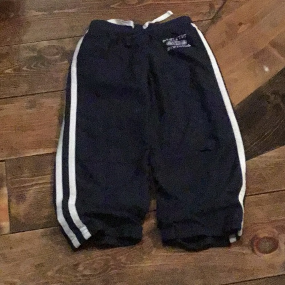Wind pants